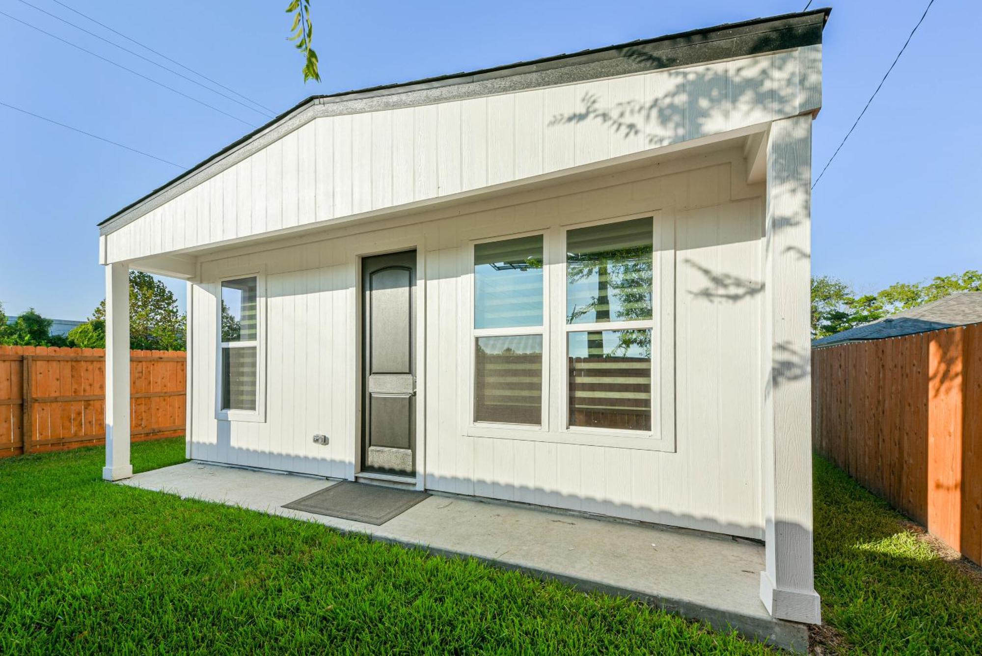 City Light Gaze Villa Baytown Exterior photo