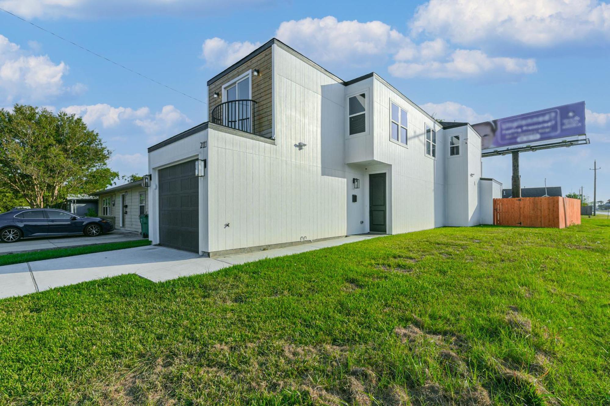 City Light Gaze Villa Baytown Exterior photo